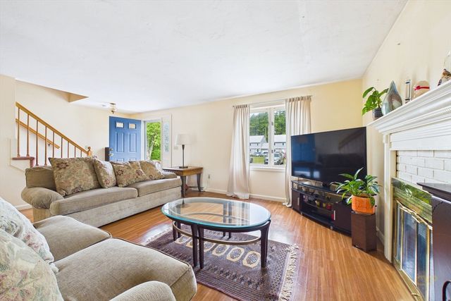 663 Wareham Street 11, Middleboro, MA 02346