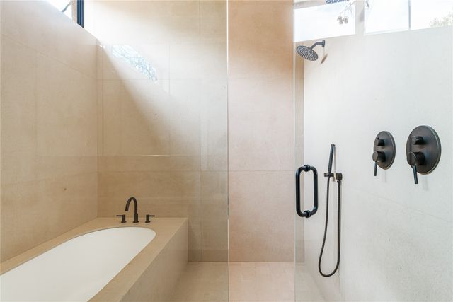 6145 Llano Avenue, Dallas, TX 75214