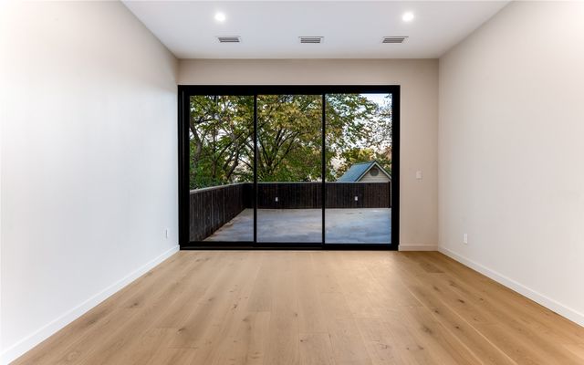 6145 Llano Avenue, Dallas, TX 75214