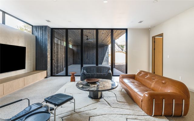 6145 Llano Avenue, Dallas, TX 75214