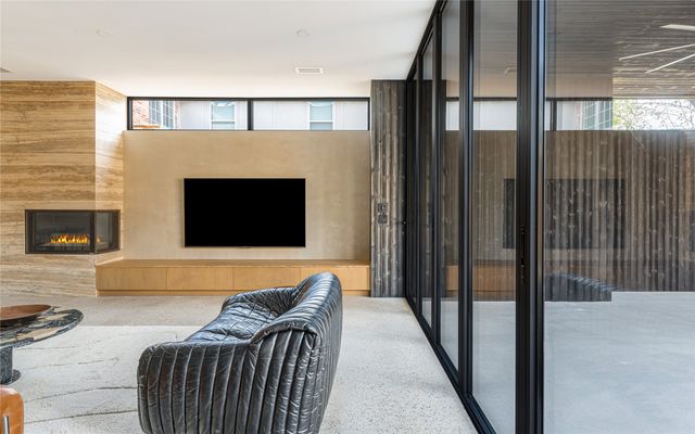 6145 Llano Avenue, Dallas, TX 75214