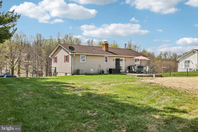 2438 EBBVALE RD, Manchester, MD 21102