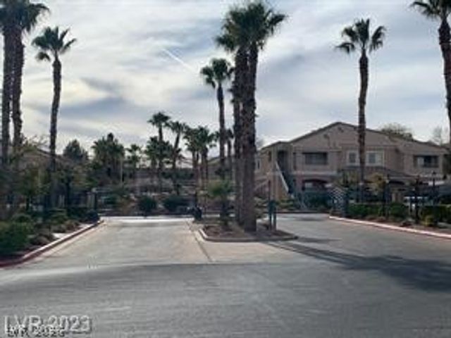 10552 Pine Pointe Avenue 204, Las Vegas, NV 89144