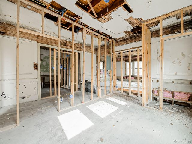 1791 W Grand Boulevard, Detroit, MI 48208