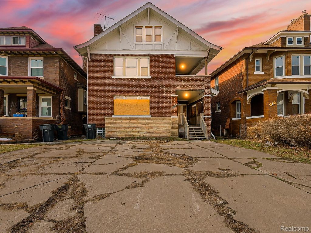 1791 W Grand Boulevard, Detroit, MI 48208