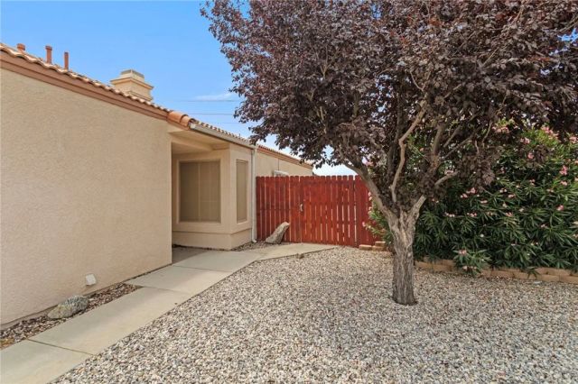 13628 Monterey, Victorville, CA 92392
