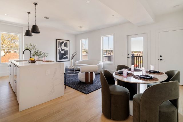 32 Condor St 6A, Boston, MA 02128