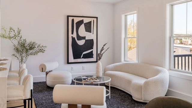 32 Condor St 6A, Boston, MA 02128