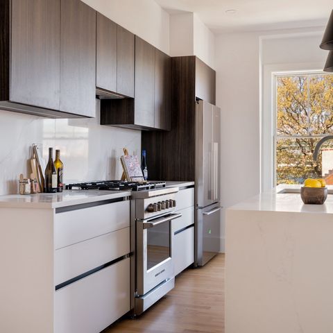 32 Condor St 6A, Boston, MA 02128