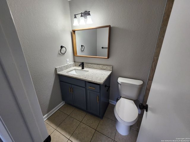 5702 valley forge, San Antonio, TX 78233