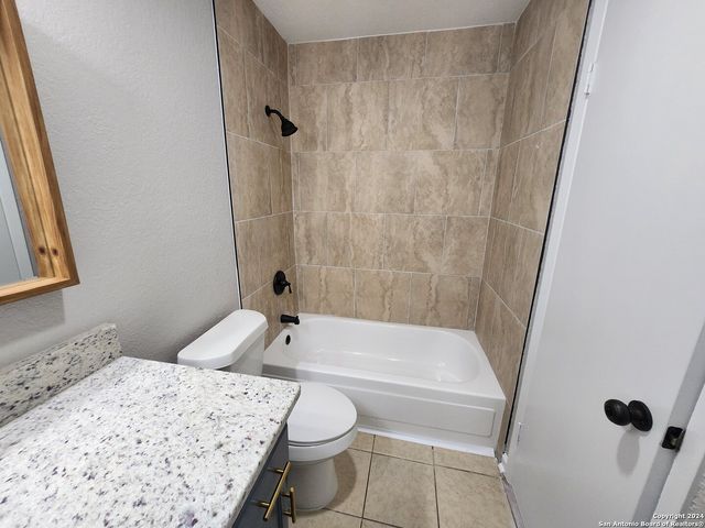 5702 valley forge, San Antonio, TX 78233