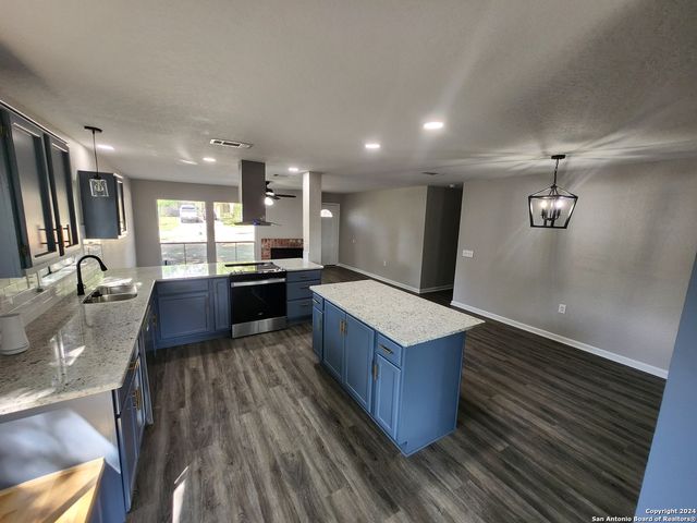 5702 valley forge, San Antonio, TX 78233