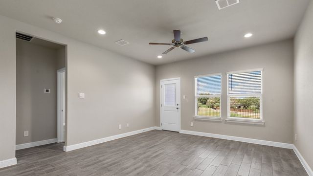 413 RED ADMIRAL Lane, Denton, TX 76259