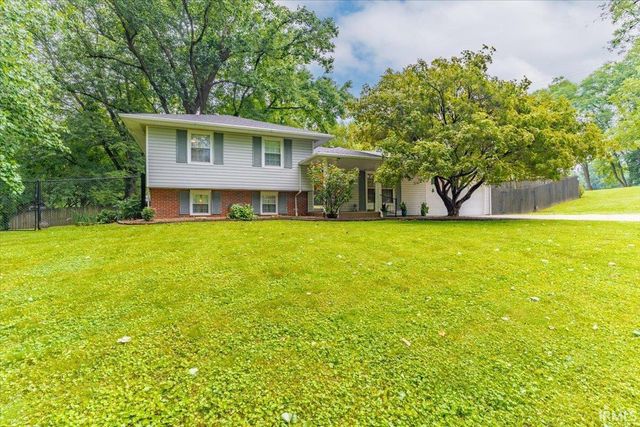 7055 Sharon Road, Newburgh, IN 47630