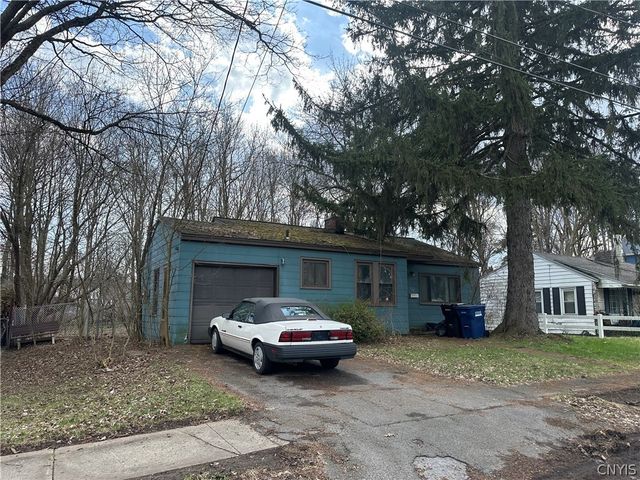 108 Byrne Place, Syracuse, NY 13205