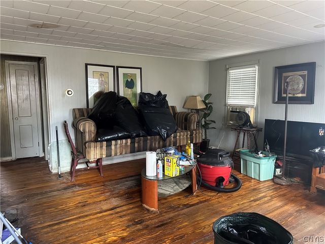 108 Byrne Place, Syracuse, NY 13205