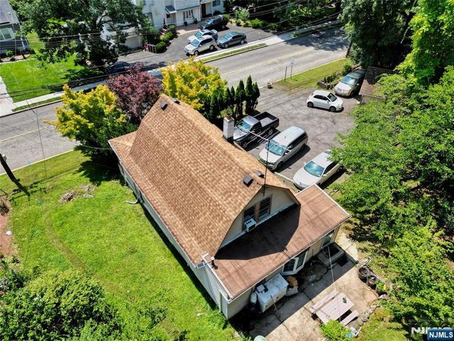 69 Linda Vista Avenue, North Haledon, NJ 07508