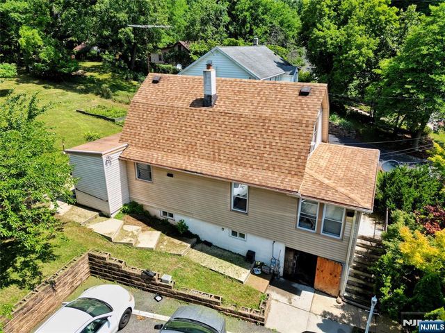 69 Linda Vista Avenue, North Haledon, NJ 07508