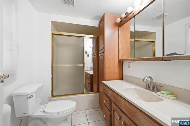 69 Linda Vista Avenue, North Haledon, NJ 07508