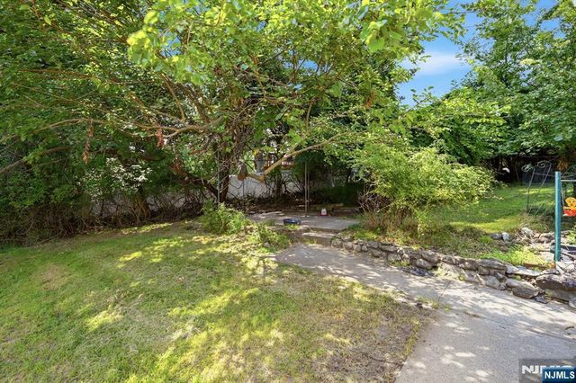 69 Linda Vista Avenue, North Haledon, NJ 07508