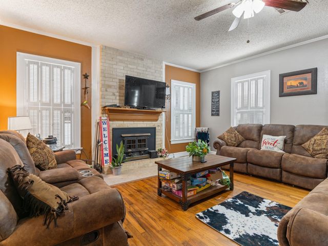 2613 State Highway 60 N, Bay City, TX 77414