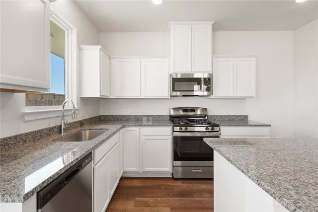 113 Hejl Drive, Caldwell, TX 77836