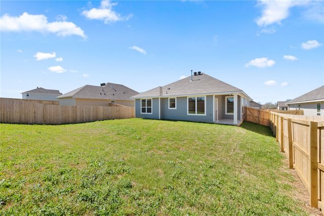 113 Hejl Drive, Caldwell, TX 77836