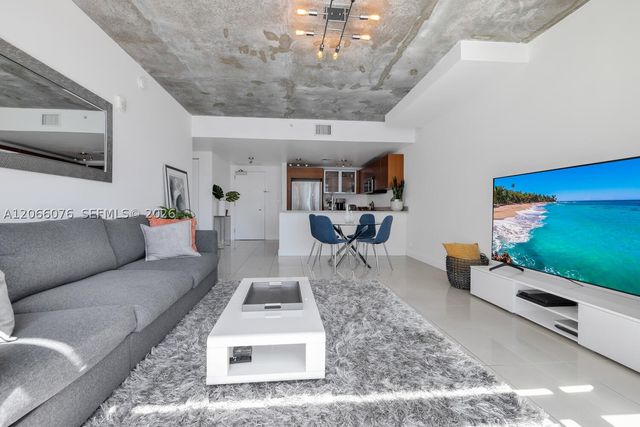 3250 NE 1st Ave 1119, Miami, FL 33137