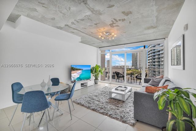 3250 NE 1st Ave 1119, Miami, FL 33137