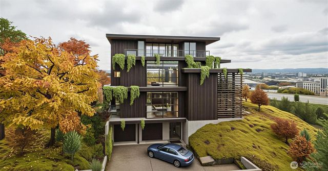 19 XX 32nd Avenue W, Seattle, WA 98199