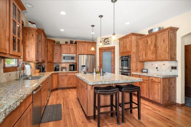 1920 S Dusk Ln, Greenacres, WA 99016