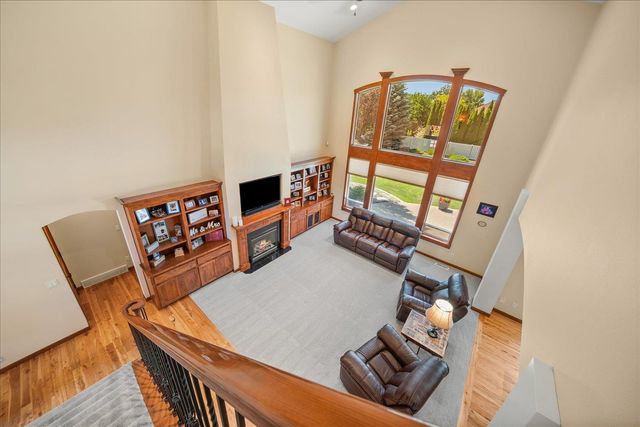 1920 S Dusk Ln, Greenacres, WA 99016