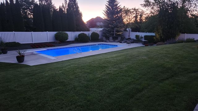 1920 S Dusk Ln, Greenacres, WA 99016