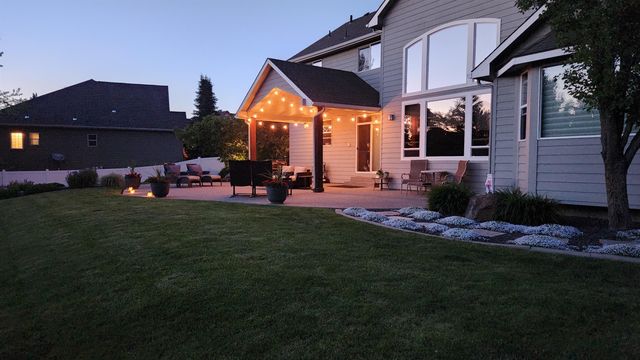 1920 S Dusk Ln, Greenacres, WA 99016