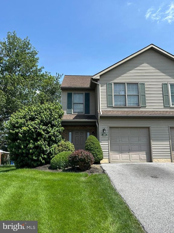 110 OAK RIDGE LN, Dallastown, PA 17313