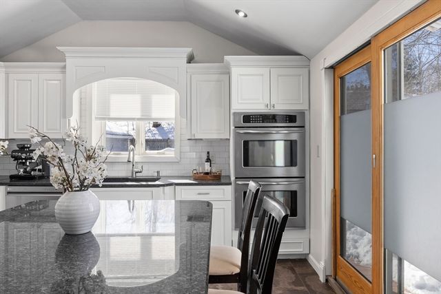 5 Endicott St, Weymouth, MA 02189