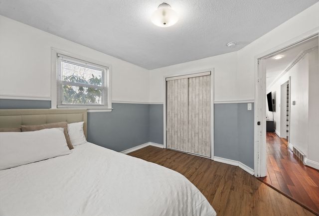 5 Endicott St, Weymouth, MA 02189