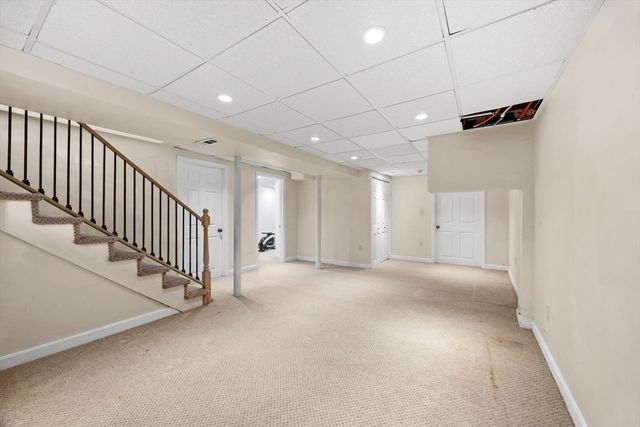 5 Endicott St, Weymouth, MA 02189