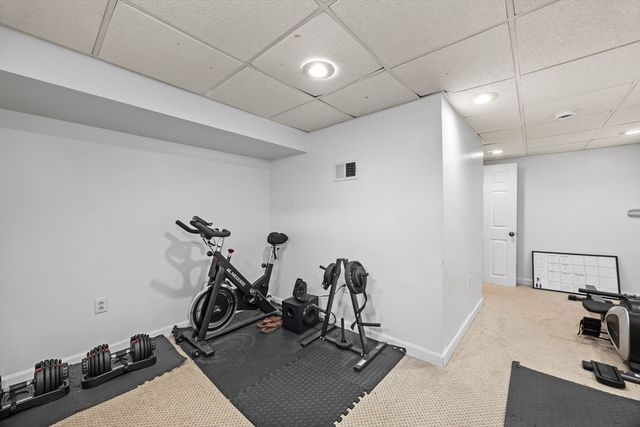 5 Endicott St, Weymouth, MA 02189