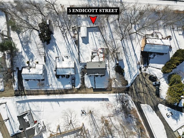 5 Endicott St, Weymouth, MA 02189