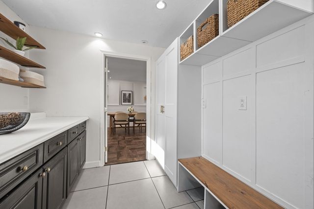 5 Endicott St, Weymouth, MA 02189