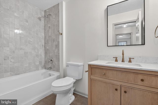 600 ROCKY DR, Boiling Springs, PA 17007