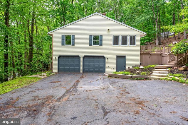 600 ROCKY DR, Boiling Springs, PA 17007