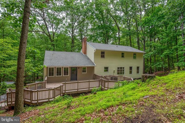 600 ROCKY DR, Boiling Springs, PA 17007