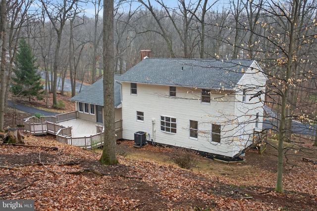 600 ROCKY DR, Boiling Springs, PA 17007
