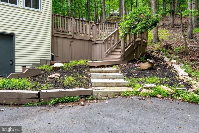 600 ROCKY DR, Boiling Springs, PA 17007