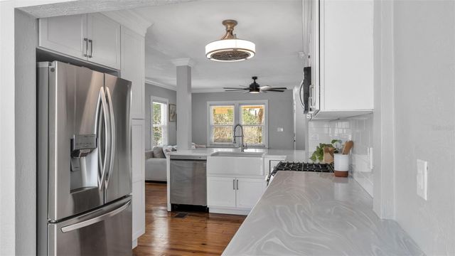 2729 BUCKINGHAM AVENUE, Lakeland, FL 33803