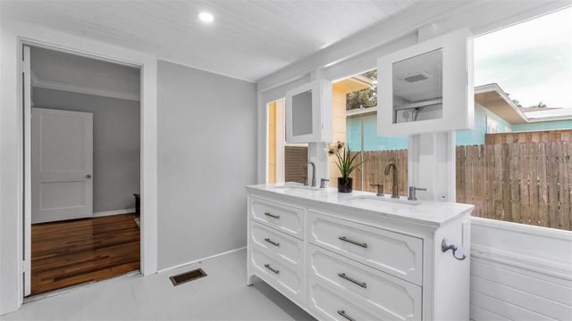 2729 BUCKINGHAM AVENUE, Lakeland, FL 33803