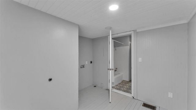2729 BUCKINGHAM AVENUE, Lakeland, FL 33803