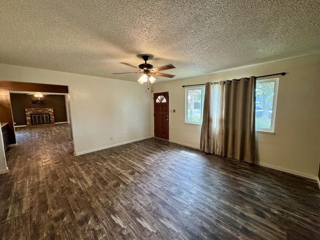 3540 N Stanford Avenue, Fresno, CA 93727
